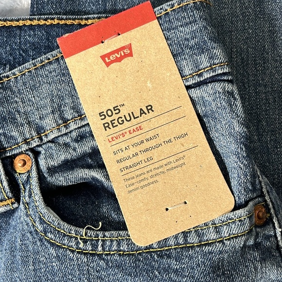 Levi's Men's 505 Regular Fit Stretch Jeans 30x32 - Picture 2 of 7